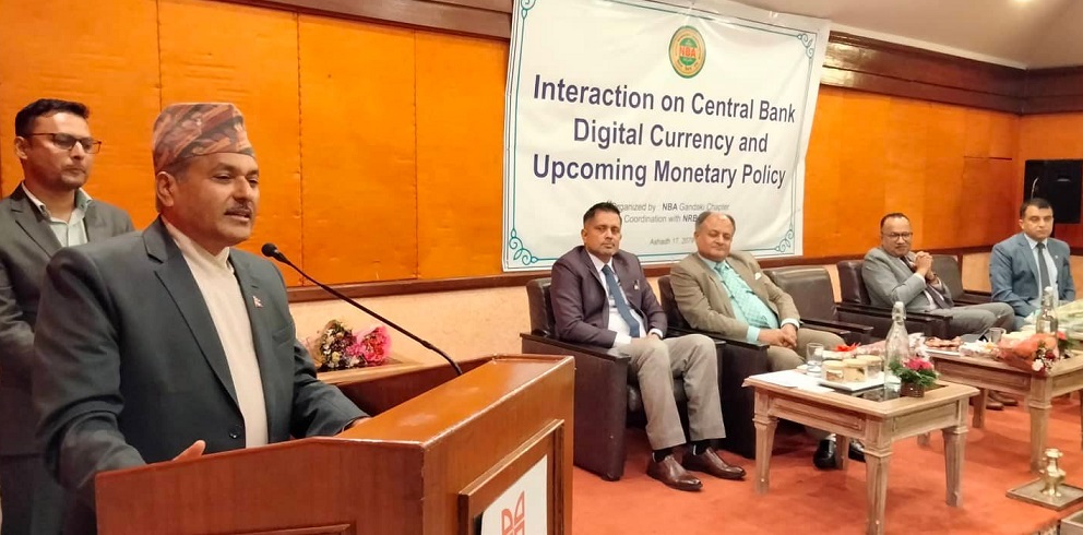 दक्षिण एसियामा साझा मुद्रा बनाएर अगाडि बढ्ने : गभर्नर अधिकारी